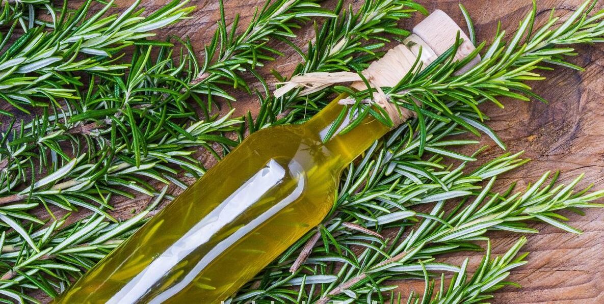 Λάδι δεντρολίβανου για τη θεραπεία προβλημάτων λιπαρού δέρματος