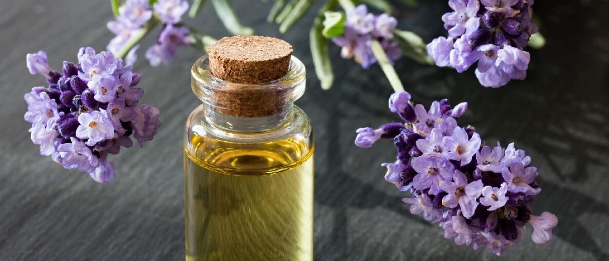 Το έλαιο λεβάντας δίνει μια όμορφη επιδερμίδα